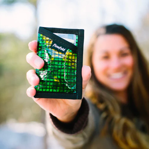 Minimalist Card Holder by flowfold - Image 17